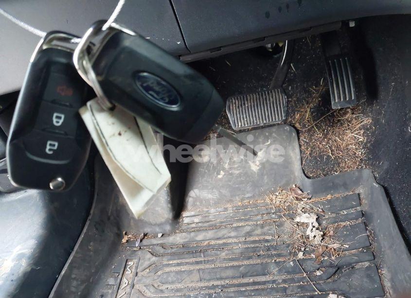 Photo 11 of 2023 Ford Maverick XLT (VIN 3FTTW8E30PRA19199)