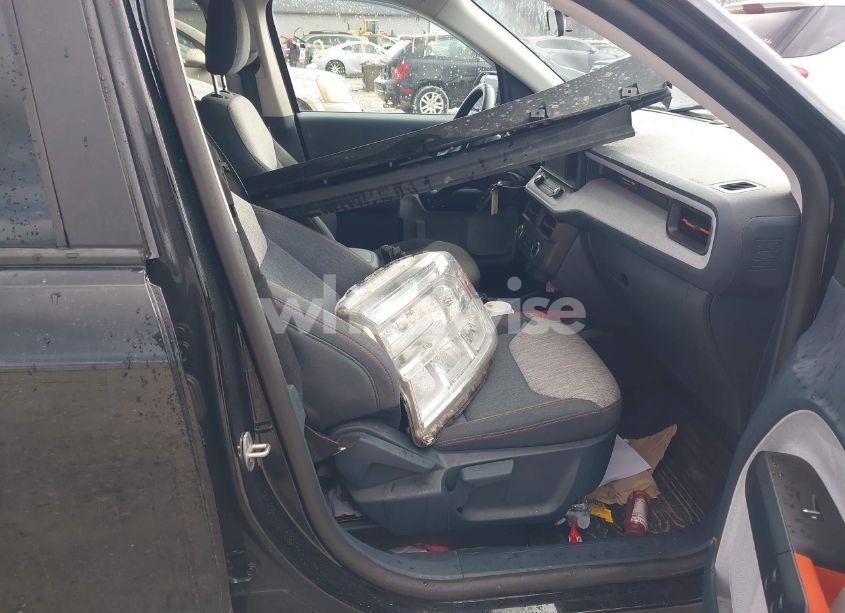 Photo 5 of 2023 Ford Maverick XLT (VIN 3FTTW8E30PRA19199)