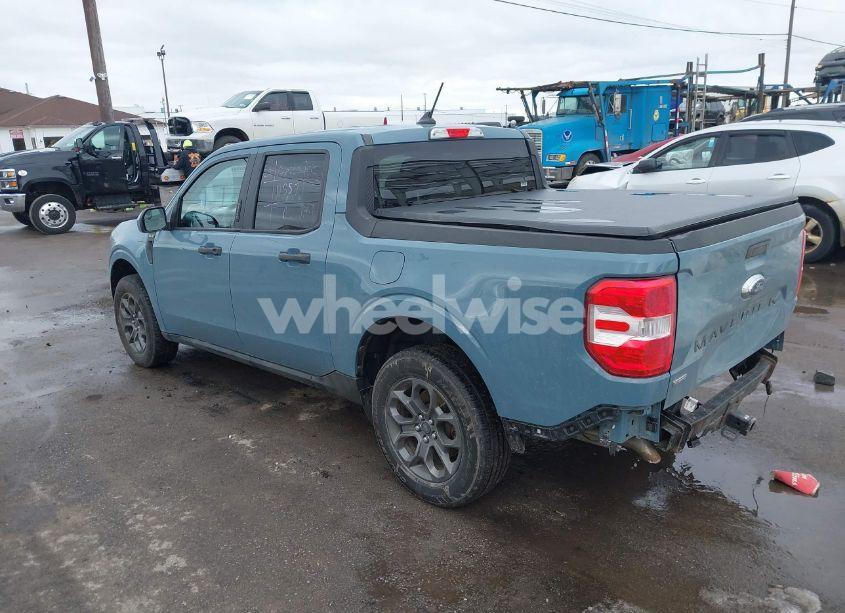 Photo 3 of 2022 Ford Maverick XLT (VIN 3FTTW8E31NRA47140)