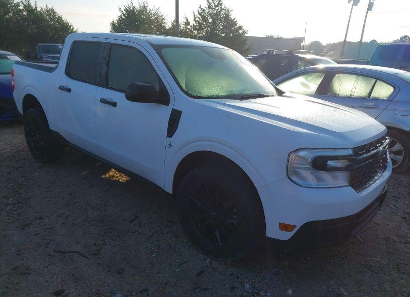 2023 Ford Maverick XL (VIN 3FTTW8E31PRA79508) main photo