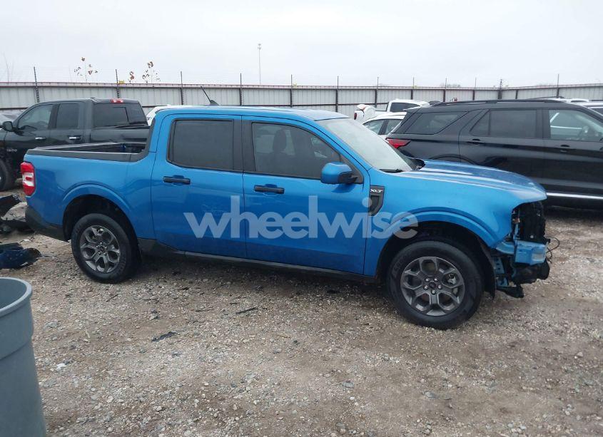 Photo 14 of 2022 Ford Maverick XLT (VIN 3FTTW8E32NRA37135)