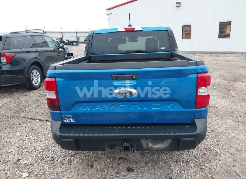 Photo 17 of 2022 Ford Maverick XLT (VIN 3FTTW8E32NRA37135)