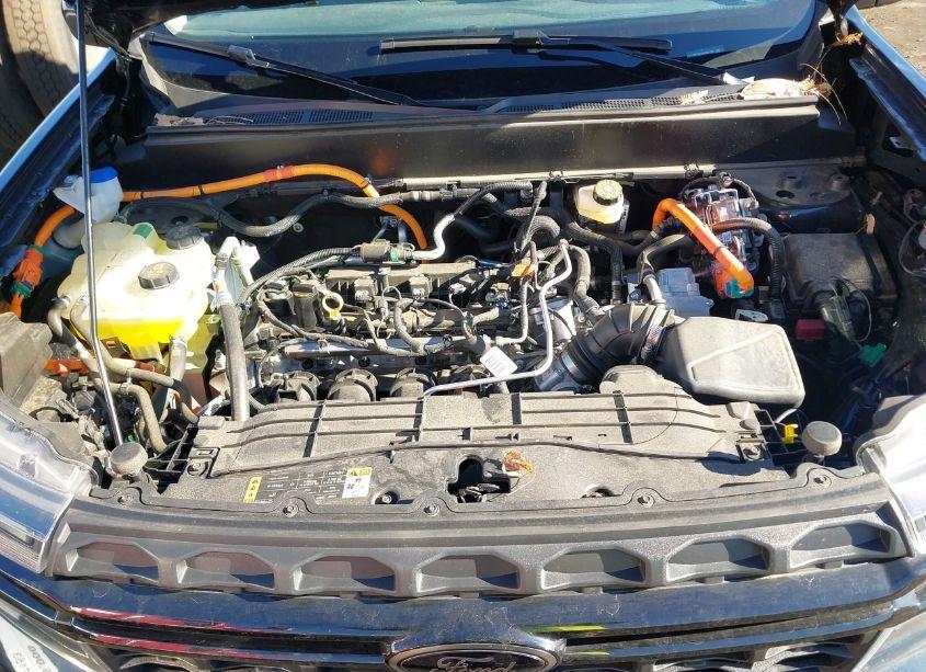 Photo 10 of 2023 Ford Maverick XLT (VIN 3FTTW8E32PRA86192)