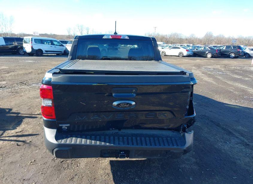 Photo 16 of 2023 Ford Maverick XLT (VIN 3FTTW8E32PRA86192)