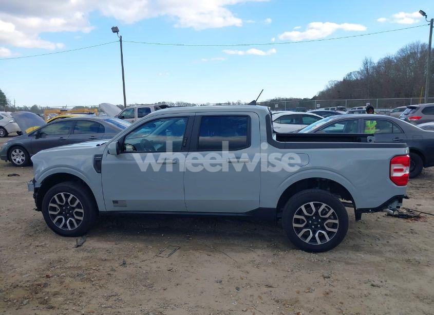 Photo 15 of 2023 Ford Maverick LARIAT (VIN 3FTTW8E32PRB03346)