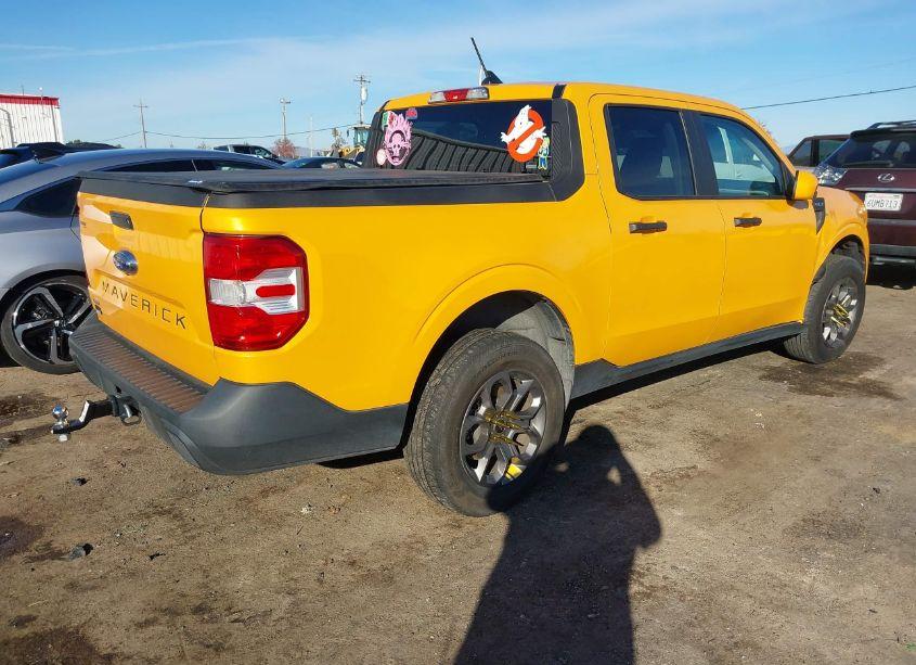 Photo 4 of 2022 Ford Maverick XLT (VIN 3FTTW8E34NRA42269)