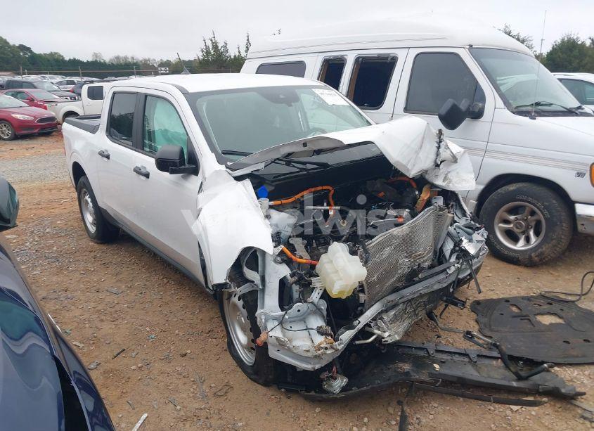 2022 Ford Maverick XL (VIN 3FTTW8E34NRA72890) main photo