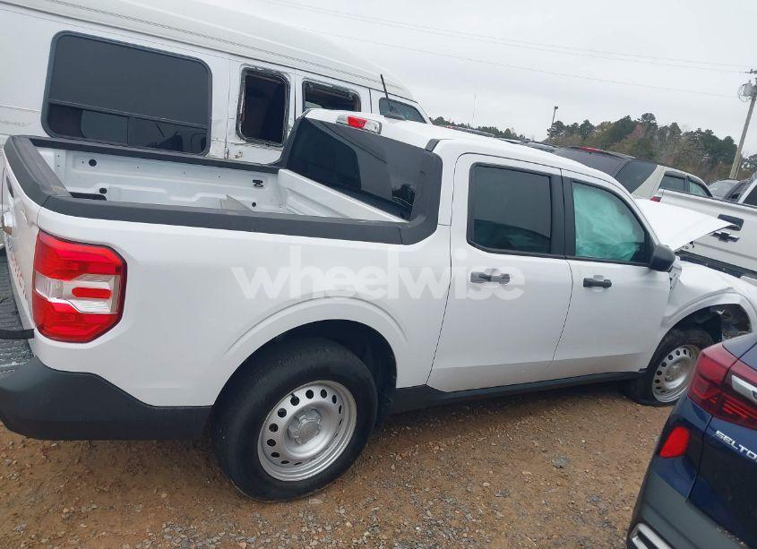 Photo 12 of 2022 Ford Maverick XL (VIN 3FTTW8E34NRA72890)