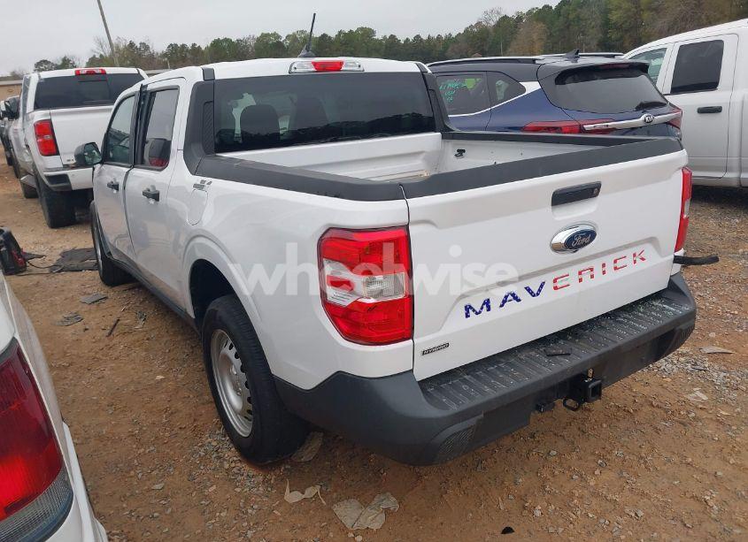 Photo 3 of 2022 Ford Maverick XL (VIN 3FTTW8E34NRA72890)