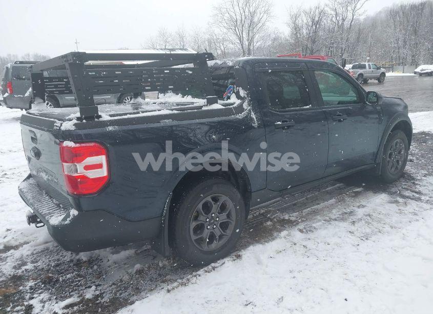 Photo 4 of 2022 Ford Maverick XLT (VIN 3FTTW8E34NRA74042)