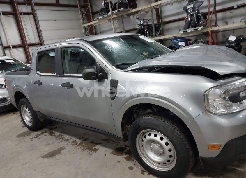 Photo 13 of 2023 Ford Maverick XL (VIN 3FTTW8E34PRA07539)