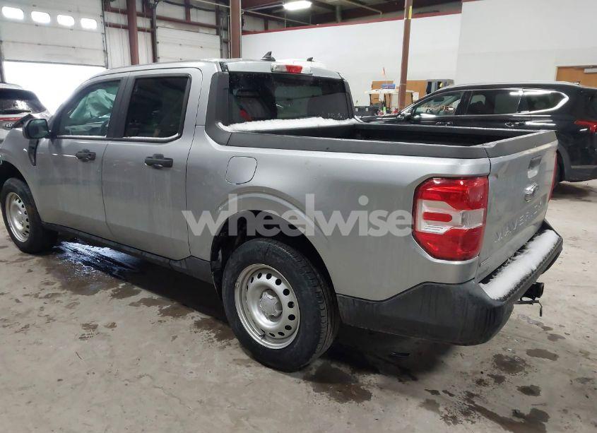 Photo 3 of 2023 Ford Maverick XL (VIN 3FTTW8E34PRA07539)