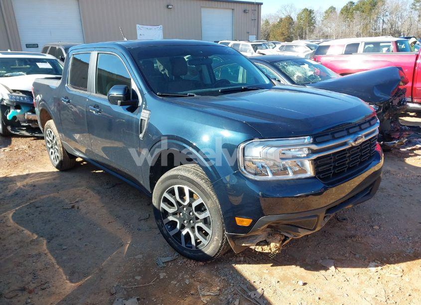 2023 Ford Maverick LARIAT (VIN 3FTTW8E35PRA23345) main photo