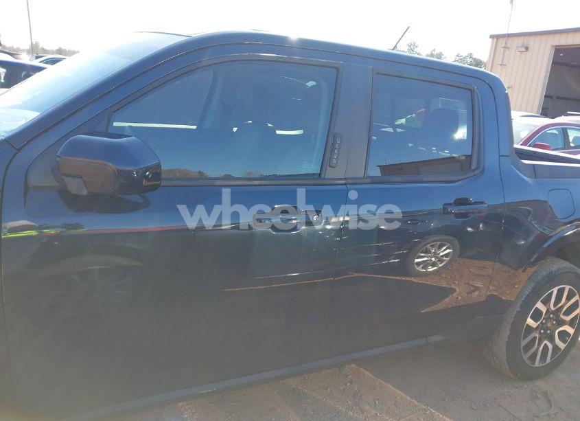 Photo 15 of 2023 Ford Maverick LARIAT (VIN 3FTTW8E35PRA23345)