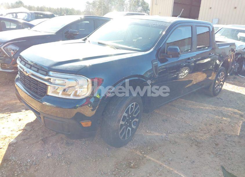 Photo 2 of 2023 Ford Maverick LARIAT (VIN 3FTTW8E35PRA23345)