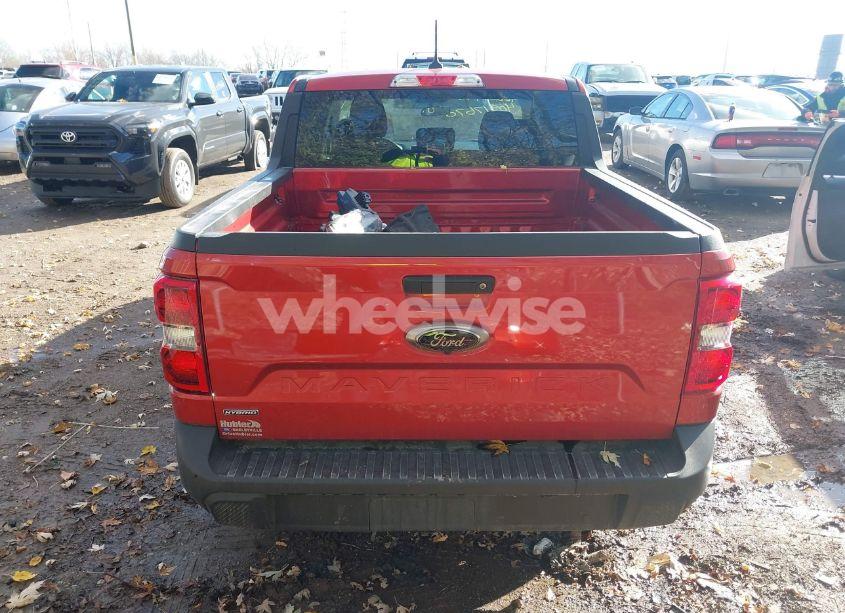 Photo 16 of 2023 Ford Maverick XLT (VIN 3FTTW8E35PRA64798)