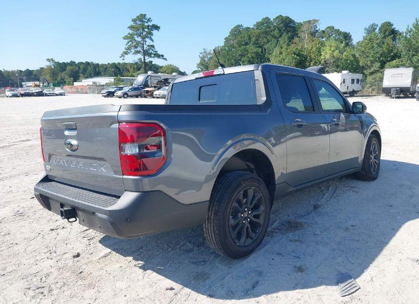 Photo 4 of 2023 Ford Maverick LARIAT (VIN 3FTTW8E35PRA88180)