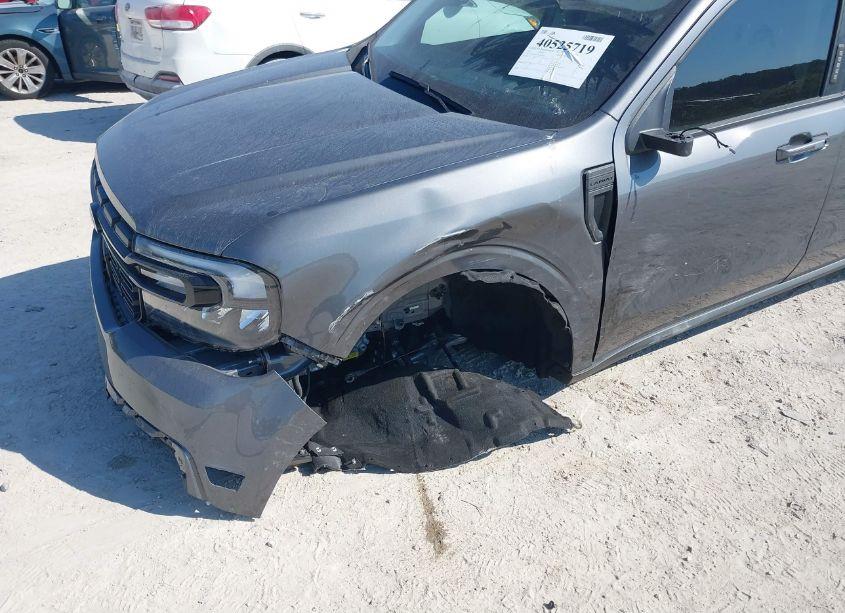 Photo 6 of 2023 Ford Maverick LARIAT (VIN 3FTTW8E35PRA88180)