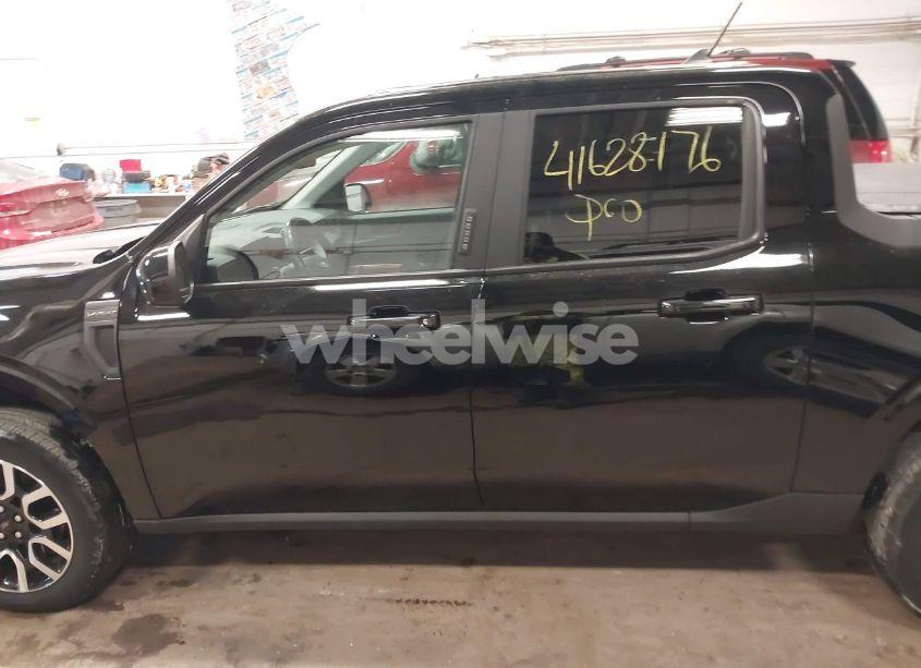 Photo 14 of 2022 Ford Maverick LARIAT (VIN 3FTTW8E36NRA91182)