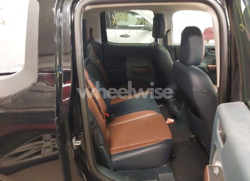 Photo 8 of 2022 Ford Maverick LARIAT (VIN 3FTTW8E36NRA91182)