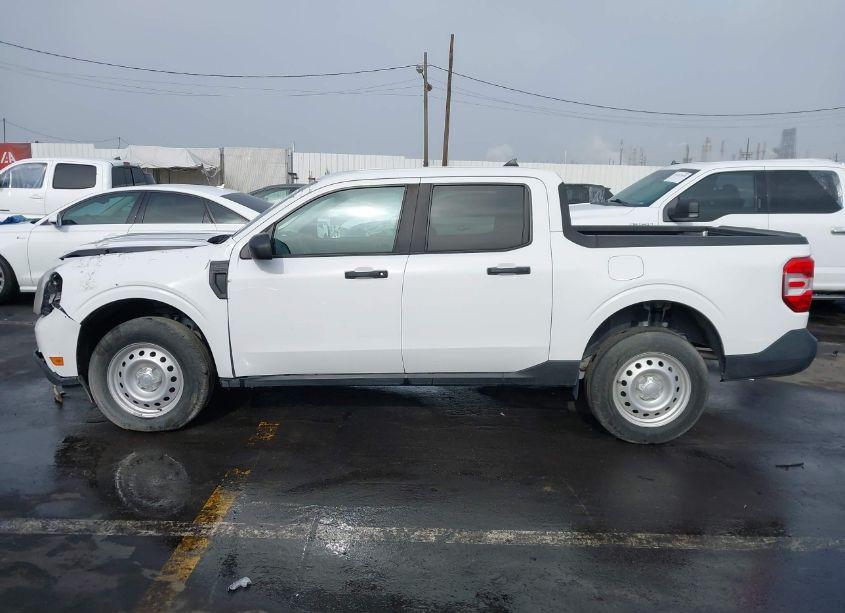 Photo 14 of 2022 Ford Maverick XL (VIN 3FTTW8E37NRA73791)