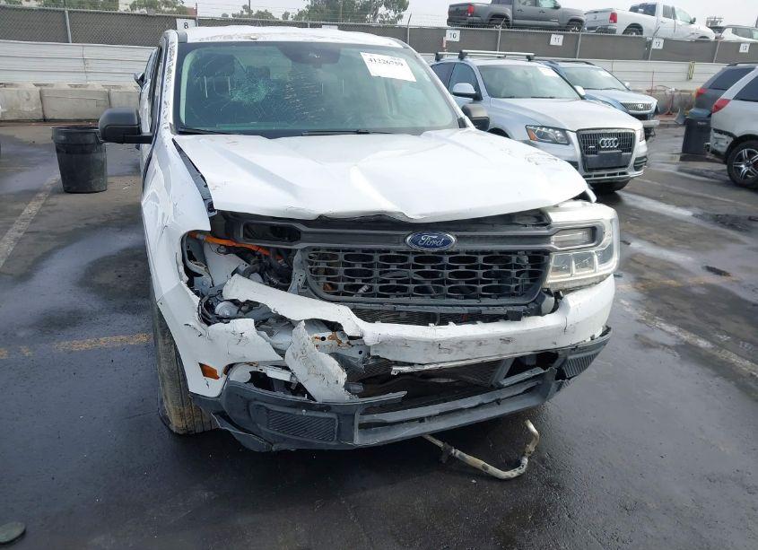 Photo 6 of 2022 Ford Maverick XL (VIN 3FTTW8E37NRA73791)