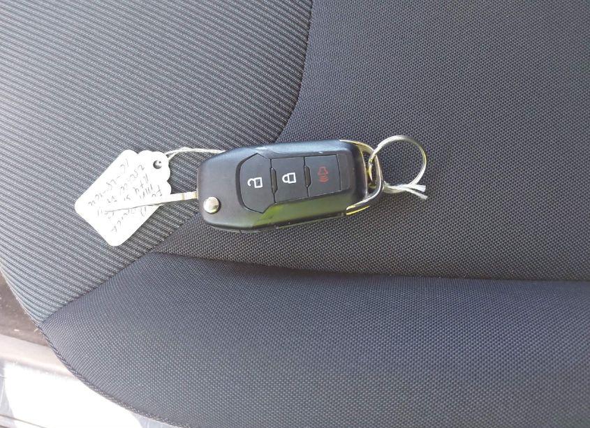 Photo 11 of 2023 Ford Maverick XL (VIN 3FTTW8E37PRA40468)