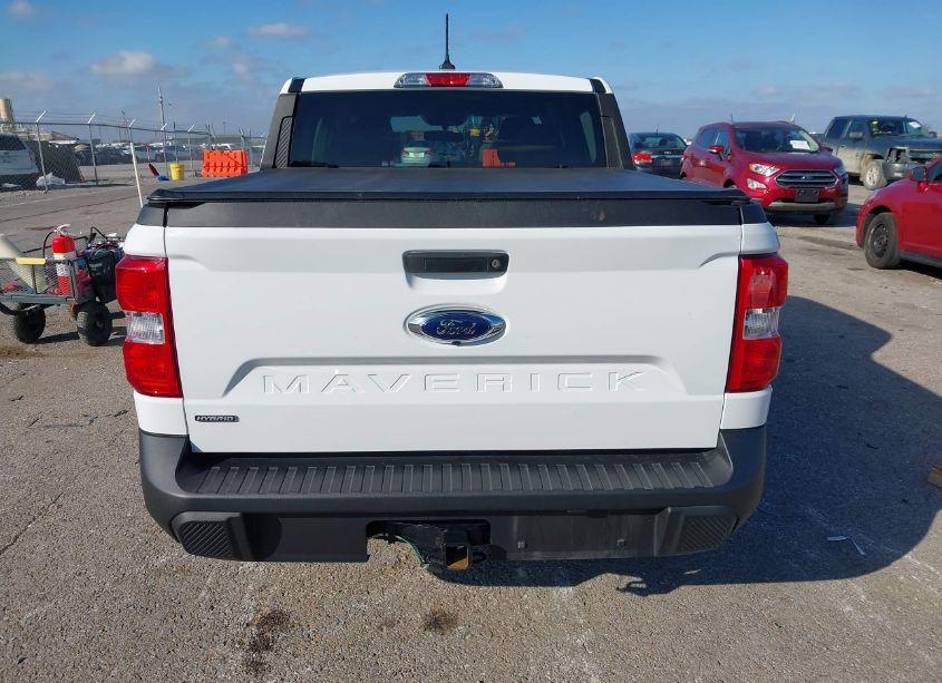 Photo 16 of 2023 Ford Maverick XL (VIN 3FTTW8E37PRA40468)