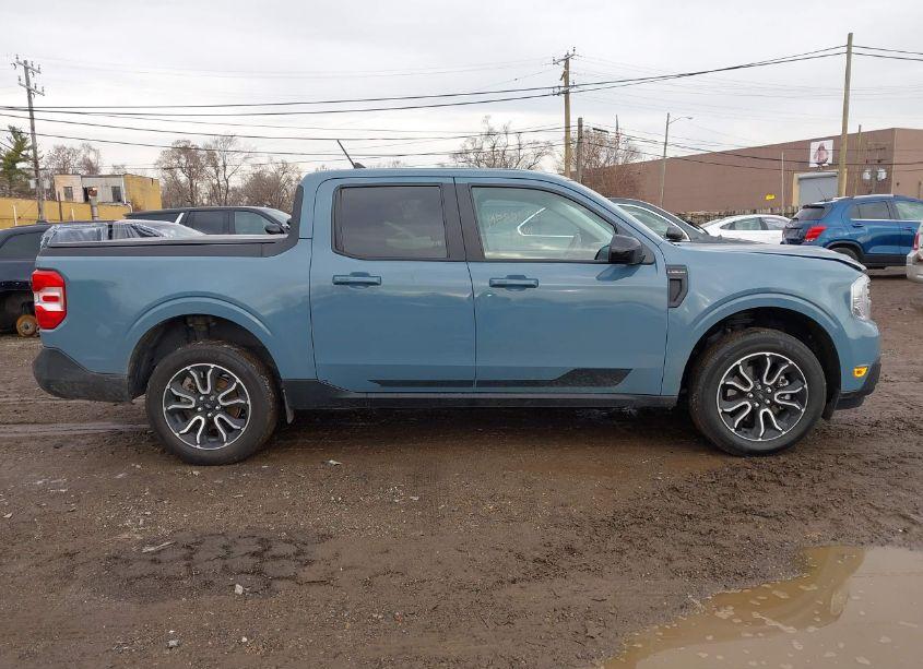 Photo 13 of 2022 Ford Maverick LARIAT (VIN 3FTTW8E38NRA79499)