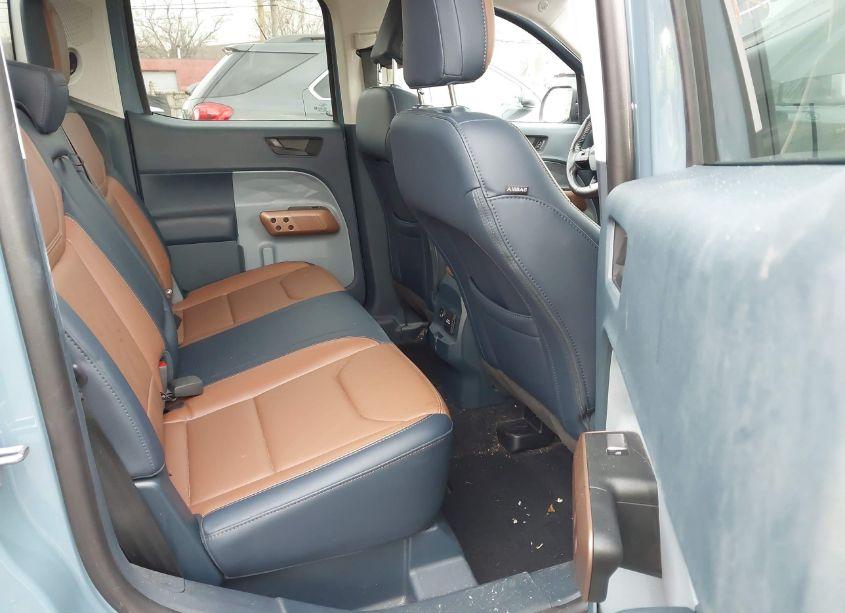 Photo 8 of 2022 Ford Maverick LARIAT (VIN 3FTTW8E38NRA79499)