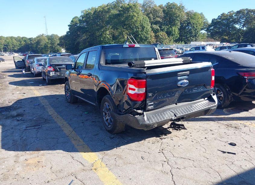 Photo 3 of 2023 Ford Maverick XLT (VIN 3FTTW8E38PRA10525)