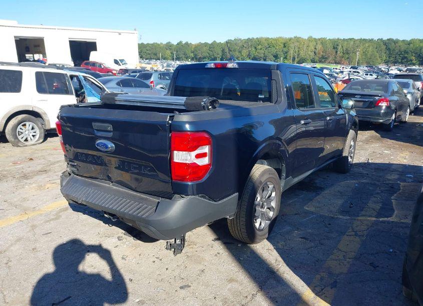 Photo 4 of 2023 Ford Maverick XLT (VIN 3FTTW8E38PRA10525)