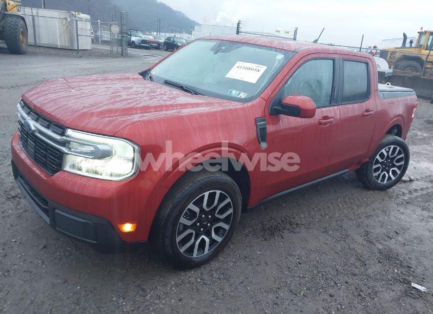 Photo 2 of 2023 Ford Maverick LARIAT (VIN 3FTTW8E38PRA32380)