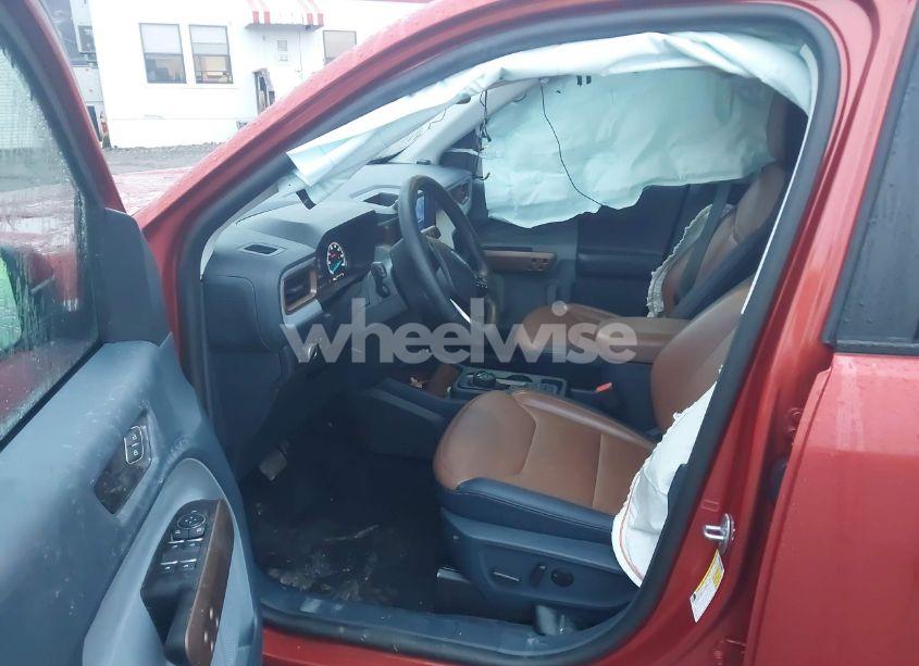 Photo 5 of 2023 Ford Maverick LARIAT (VIN 3FTTW8E38PRA32380)