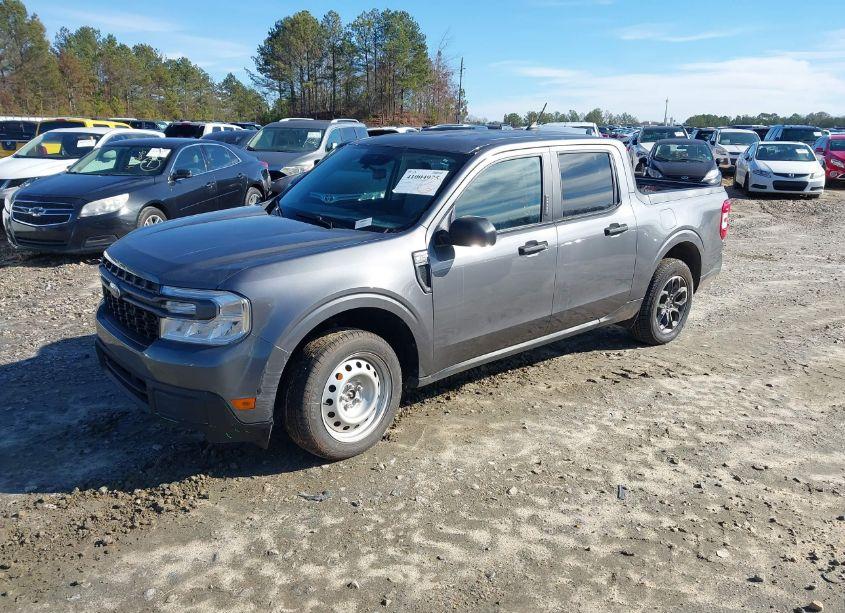 Photo 2 of 2023 Ford Maverick XLT (VIN 3FTTW8E38PRA44514)