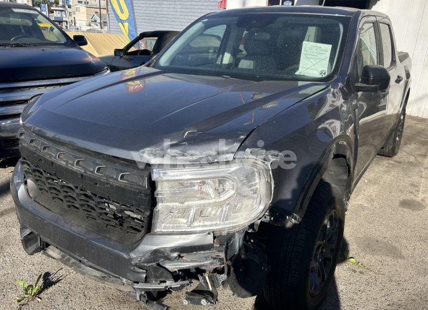 Photo 2 of 2022 Ford Maverick XLT (VIN 3FTTW8E3XNRA39019)