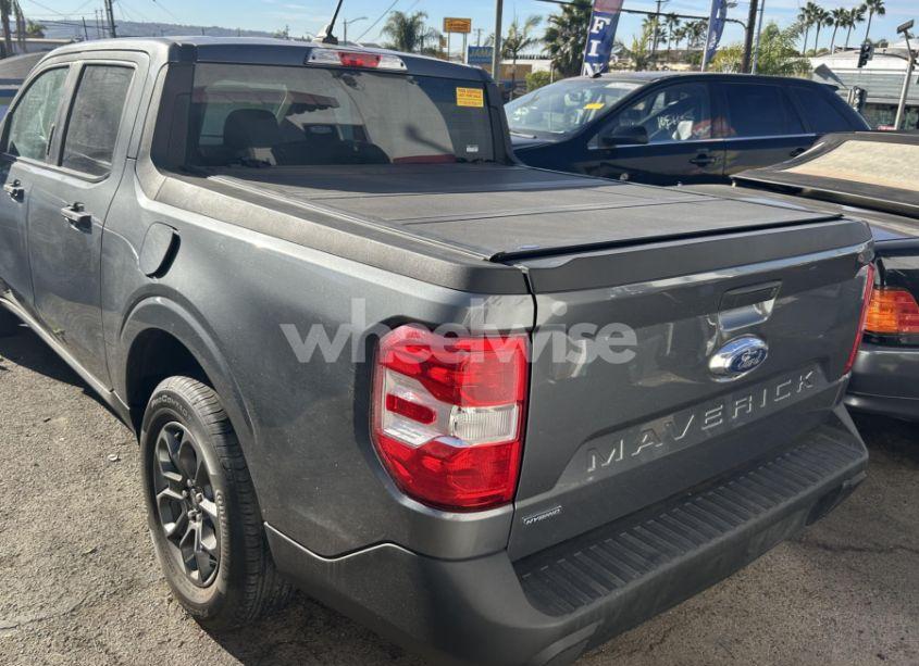 Photo 3 of 2022 Ford Maverick XLT (VIN 3FTTW8E3XNRA39019)