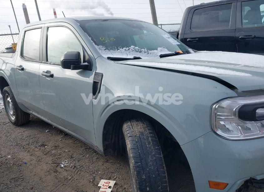 Photo 13 of 2022 Ford Maverick XL (VIN 3FTTW8E3XNRA39117)