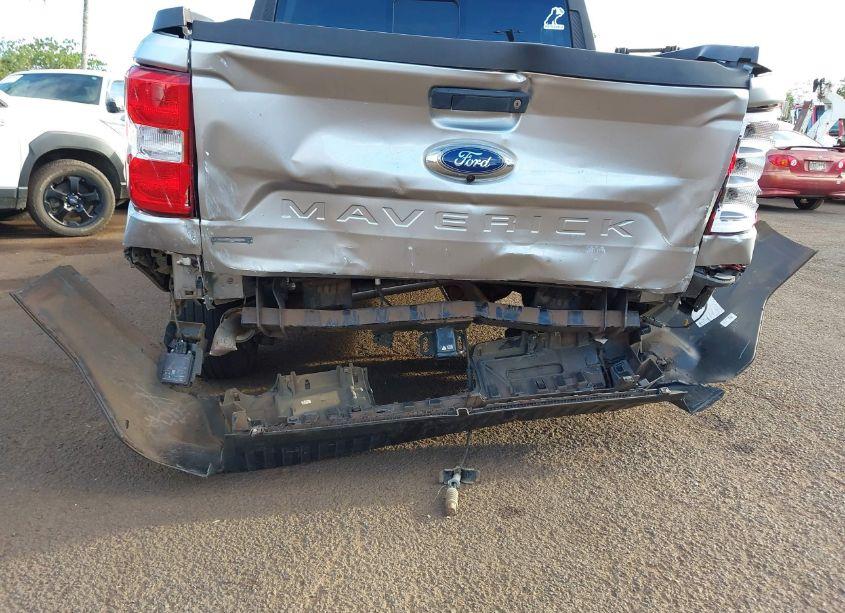 Photo 6 of 2022 Ford Maverick LARIAT (VIN 3FTTW8E3XNRA67032)