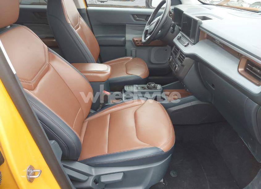 Photo 5 of 2023 Ford Maverick LARIAT (VIN 3FTTW8E3XPRA65302)