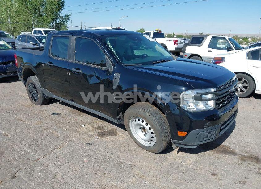 2022 Ford Maverick XL (VIN 3FTTW8E91NRA11081) main photo
