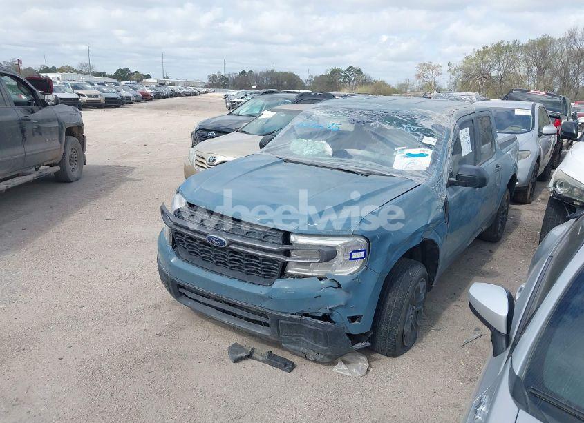 Photo 2 of 2022 Ford Maverick XLT (VIN 3FTTW8E91NRA83544)