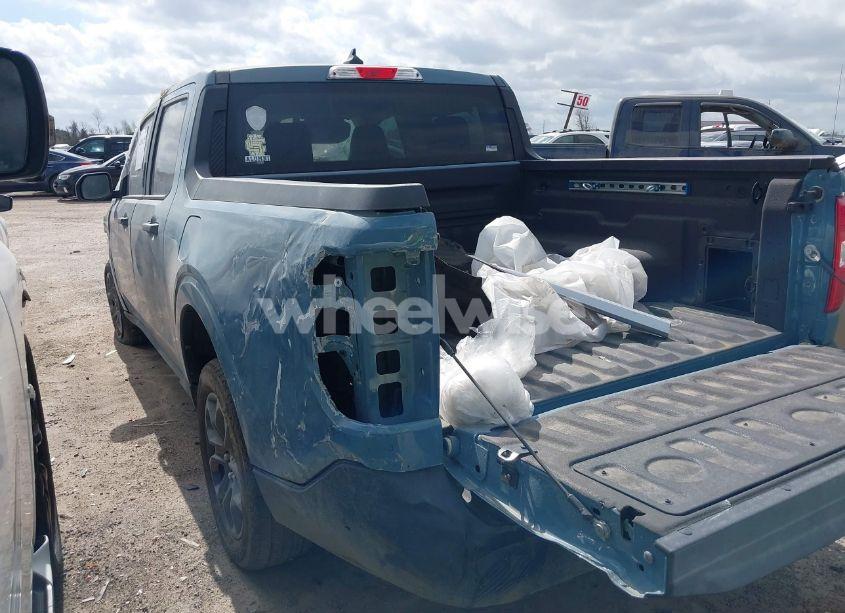 Photo 3 of 2022 Ford Maverick XLT (VIN 3FTTW8E91NRA83544)