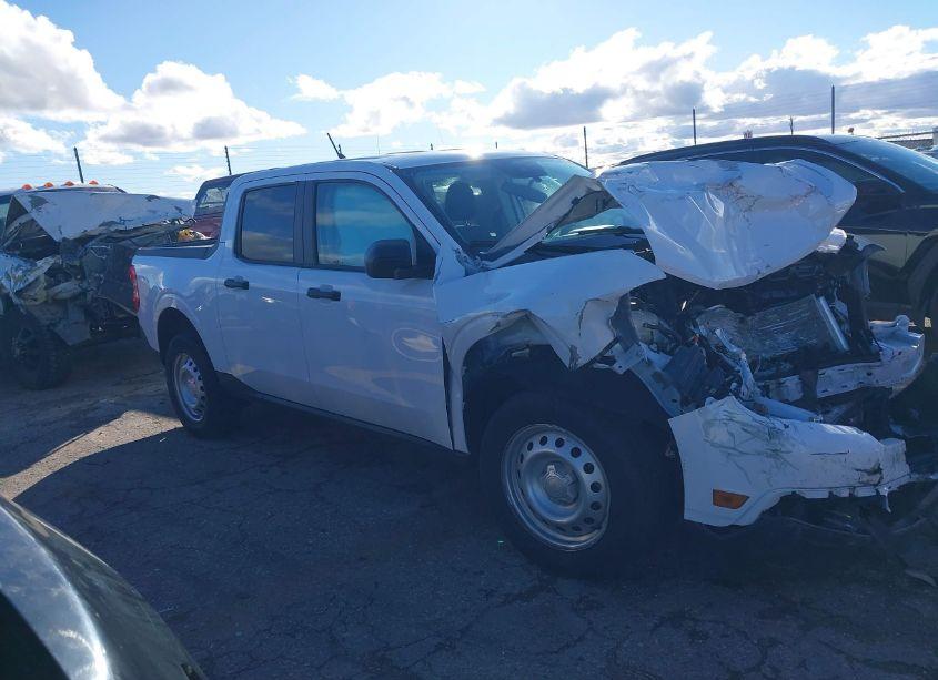 Photo 13 of 2023 Ford Maverick XL (VIN 3FTTW8E92PRA62401)