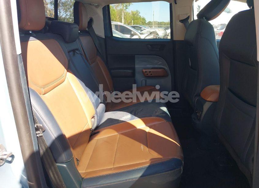 Photo 8 of 2022 Ford Maverick LARIAT (VIN 3FTTW8E93NRA82976)