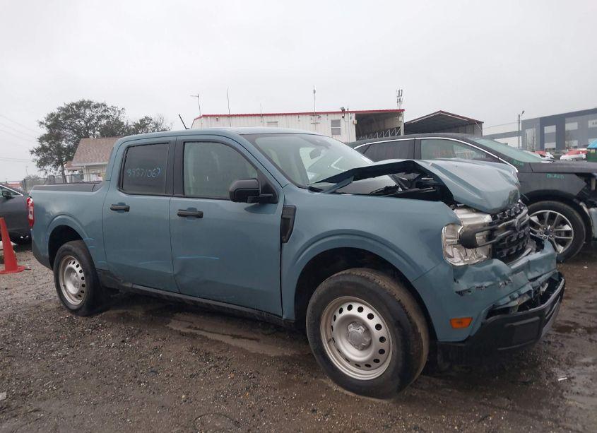 Photo 13 of 2022 Ford Maverick XL (VIN 3FTTW8E93NRA83335)