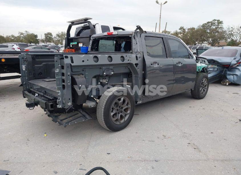 Photo 4 of 2022 Ford Maverick XLT (VIN 3FTTW8E94NRA61229)