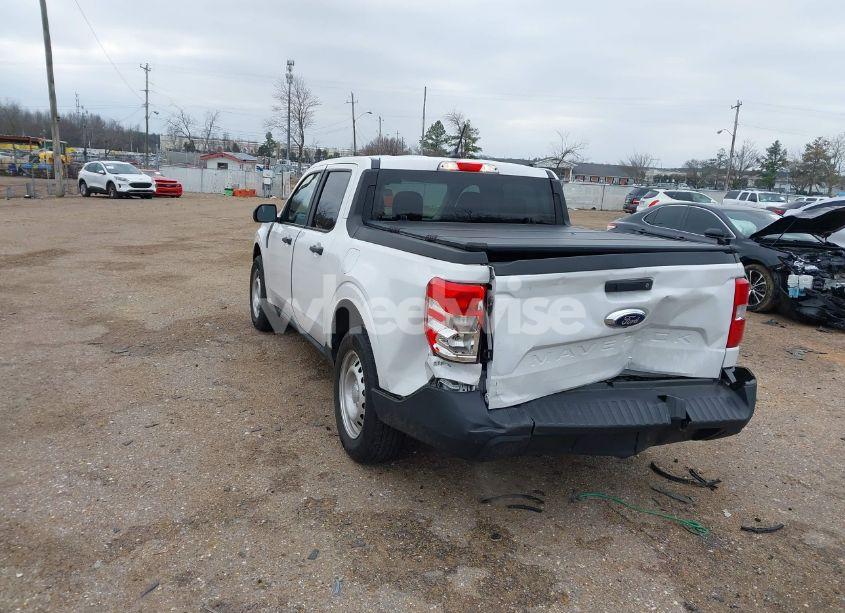 Photo 3 of 2022 Ford Maverick LARIAT/XL/XLT (VIN 3FTTW8E95NRA95499)