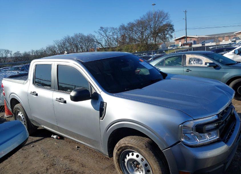 Photo 13 of 2022 Ford Maverick XL (VIN 3FTTW8E96NRA06636)