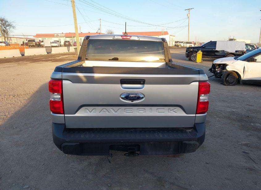 Photo 16 of 2022 Ford Maverick XL (VIN 3FTTW8E96NRA06636)